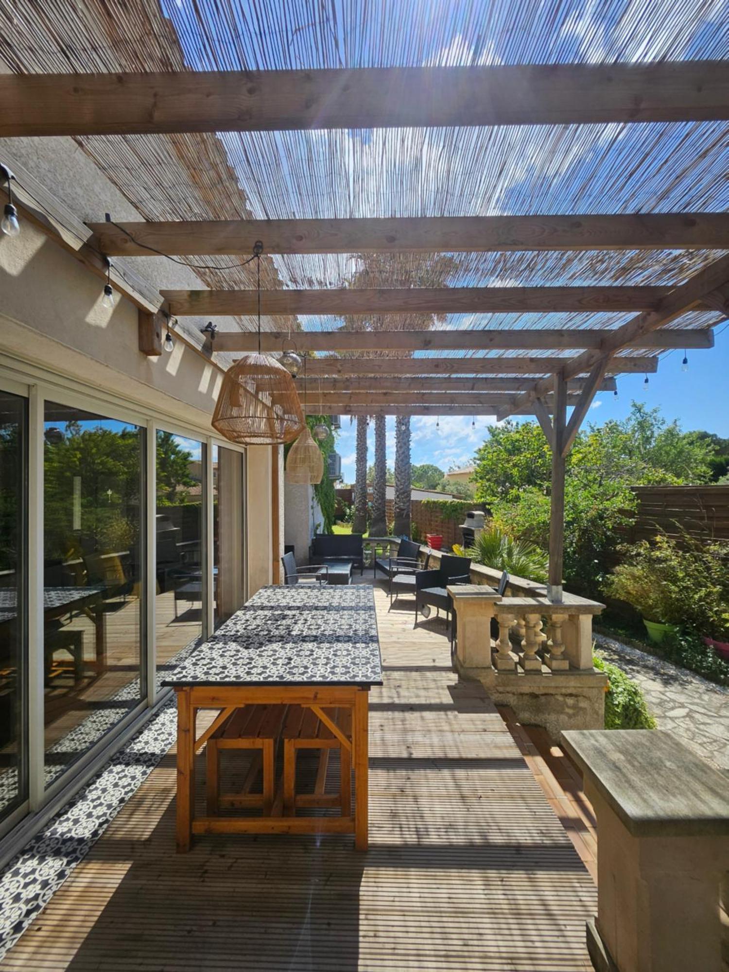 Belle Villa Lespignan Luaran gambar
